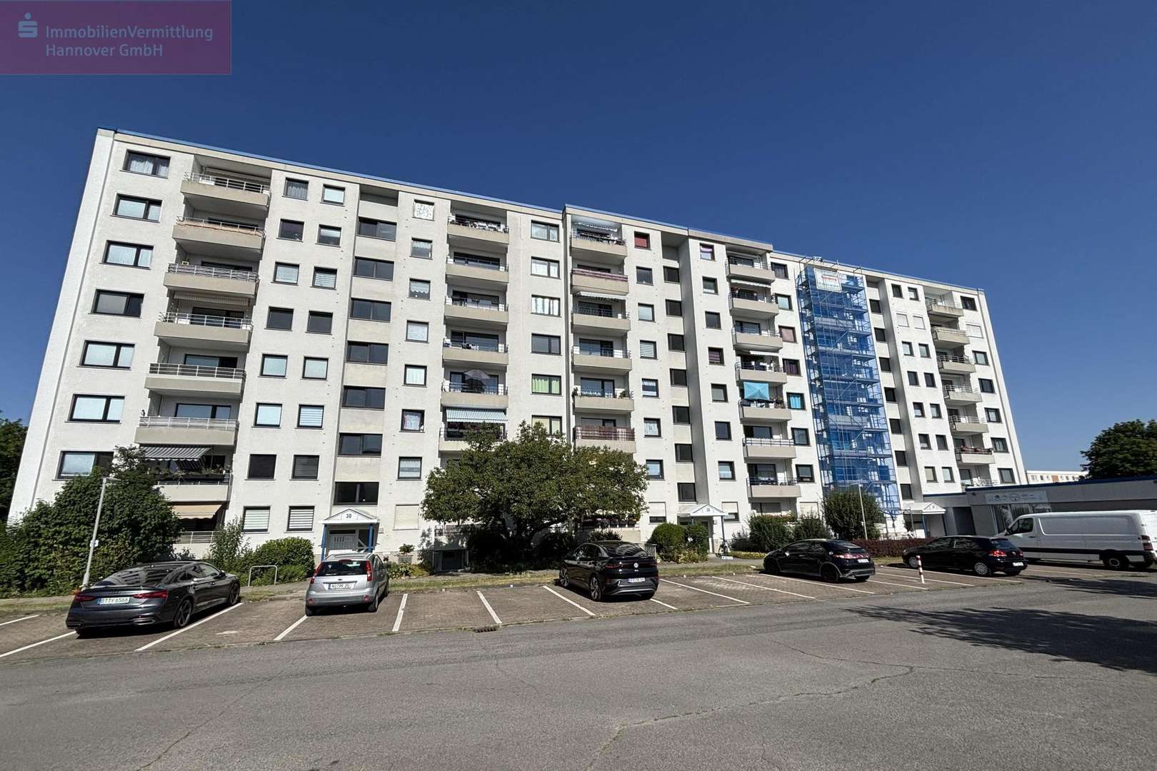Hausansicht - Etagenwohnung in 30559 Hannover mit 39m² kaufen