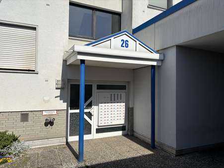 Hauseingang - Etagenwohnung in 30559 Hannover mit 39m² kaufen