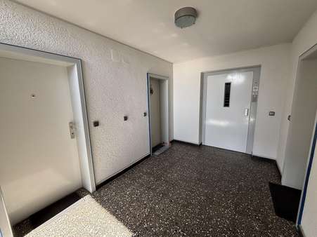 Wohnungseingang - Etagenwohnung in 30559 Hannover mit 39m² kaufen
