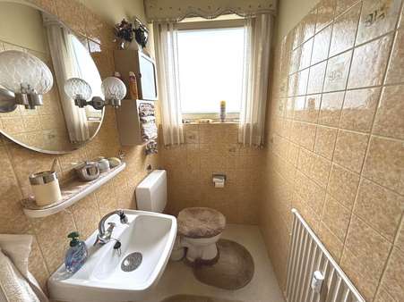 Gäste-WC - Dachgeschosswohnung in 30926 Seelze mit 83m² kaufen