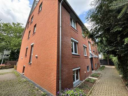 Hinteransicht Hinteransicht - Maisonette-Wohnung in 30629 Hannover mit 78m² kaufen