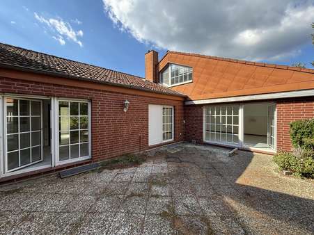Rückansicht Rückansicht - Einfamilienhaus in 30625 Hannover mit 148m² kaufen