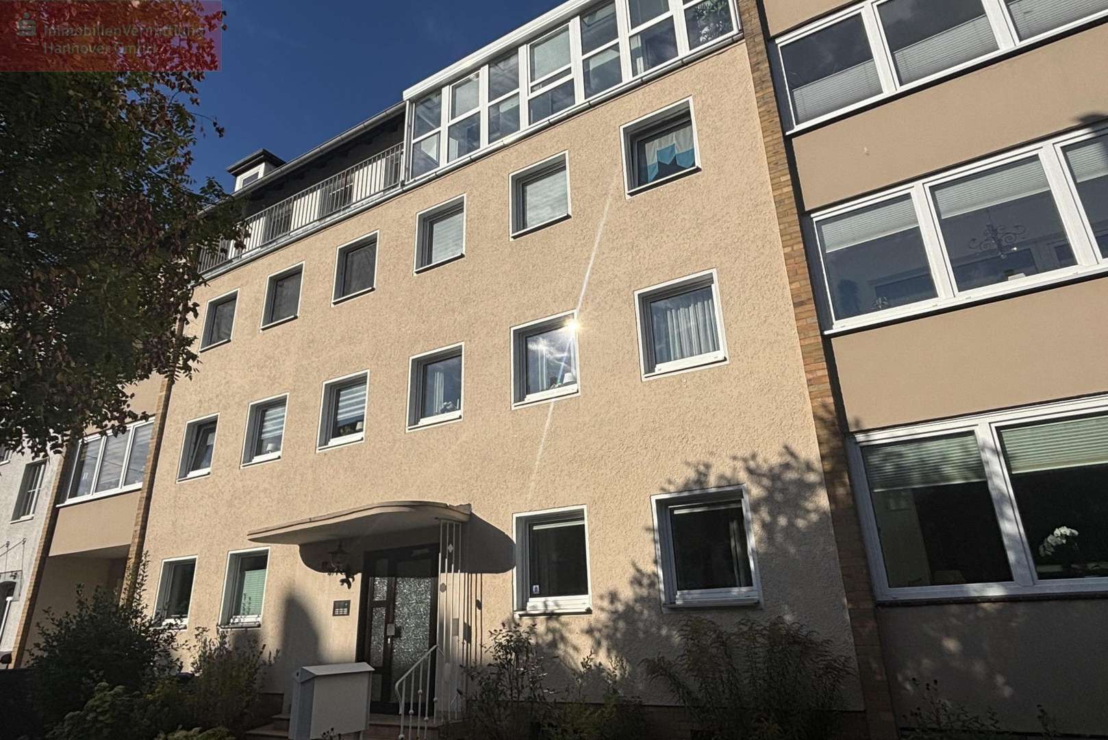Vorderansicht Vorderansicht - Etagenwohnung in 30161 Hannover mit 102m² kaufen
