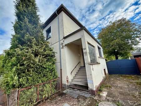 Blick auf das Haus Blick auf das Haus - Mehrfamilienhaus in 30419 Hannover mit 170m² kaufen