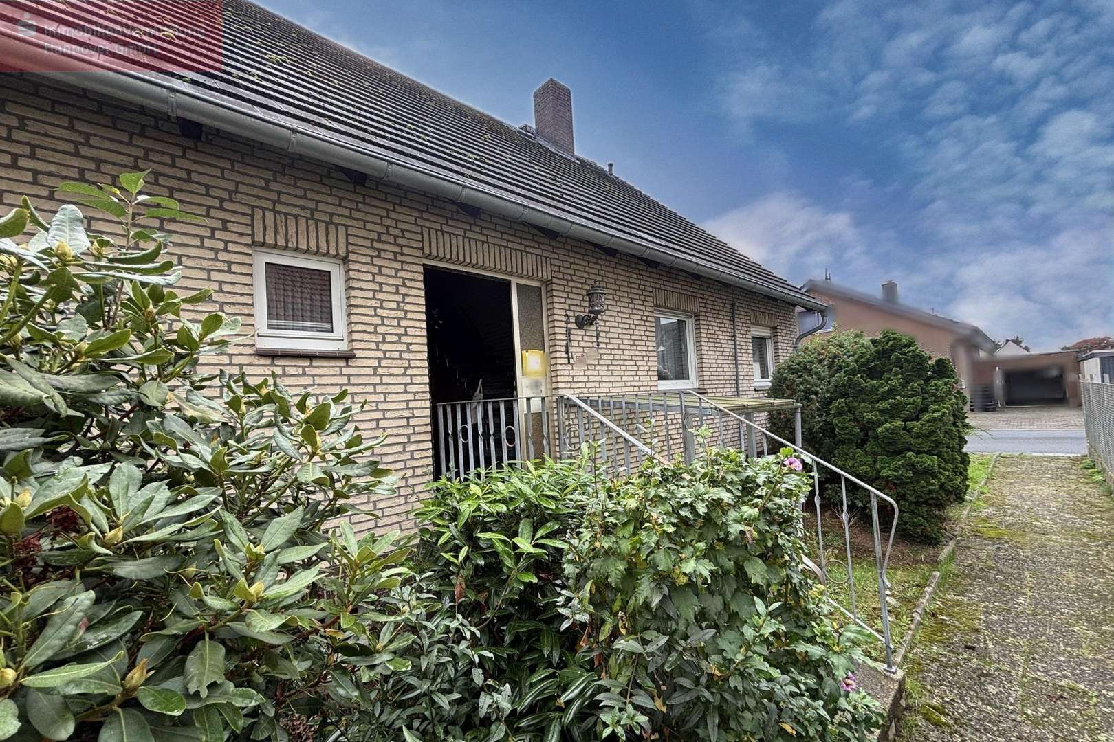 Frontansicht - Einfamilienhaus in 31275 Lehrte mit 110m² kaufen