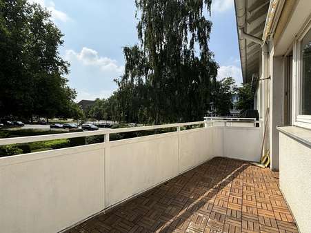 Balkon - Etagenwohnung in 30173 Hannover mit 120m² kaufen