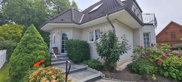 Eingang - Einfamilienhaus in 30855 Langenhagen mit 170m² kaufen