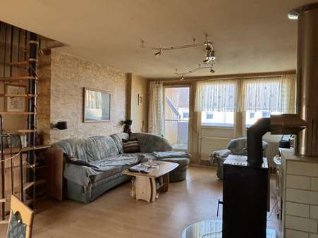 Wohnzimmer - Dachgeschosswohnung in 30453 Hannover mit 120m² kaufen