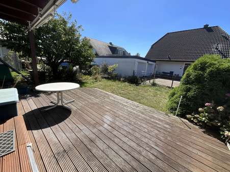 Terrasse Terrasse - Doppelhaushälfte in 31311 Uetze mit 120m² kaufen