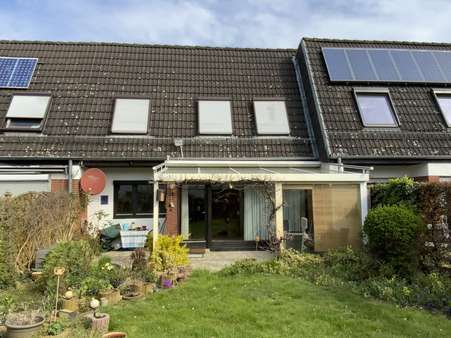 Terrasse - Reihenmittelhaus in 30853 Langenhagen mit 138m² günstig kaufen