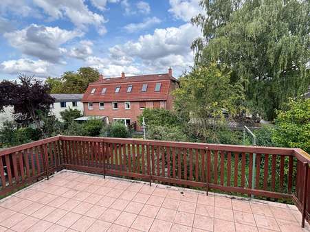 Großer Balkon Großer Balkon - Reihenmittelhaus in 30455 Hannover, Badenstedt mit 146m² kaufen