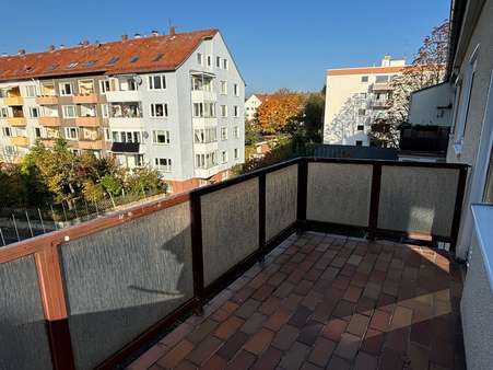 Balkon - Etagenwohnung in 30163 Hannover mit 73m² kaufen