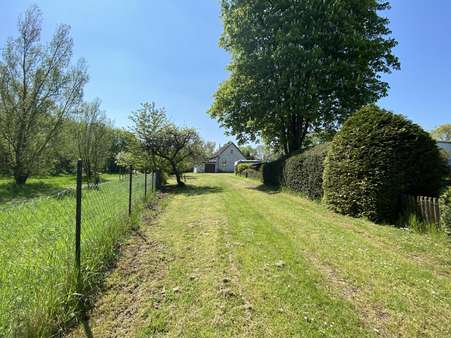 Zufahrt zum Haus - Einfamilienhaus in 30880 Laatzen mit 94m² kaufen