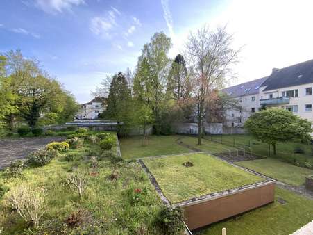 Aussicht vom Balkon - Erdgeschosswohnung in 30165 Hannover mit 62m² kaufen
