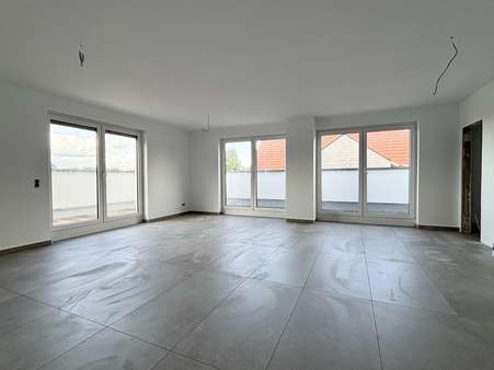 Wohn-/Essbereich - Penthouse-Wohnung in 30659 Hannover mit 129m² kaufen