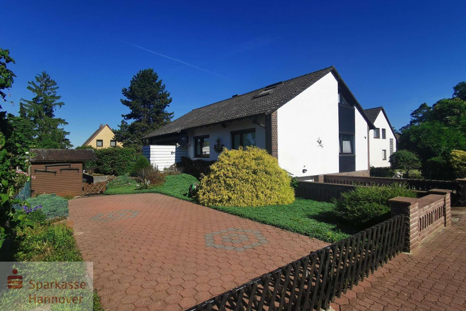 Seitenansicht - Einfamilienhaus in 31535 Neustadt mit 157m² kaufen