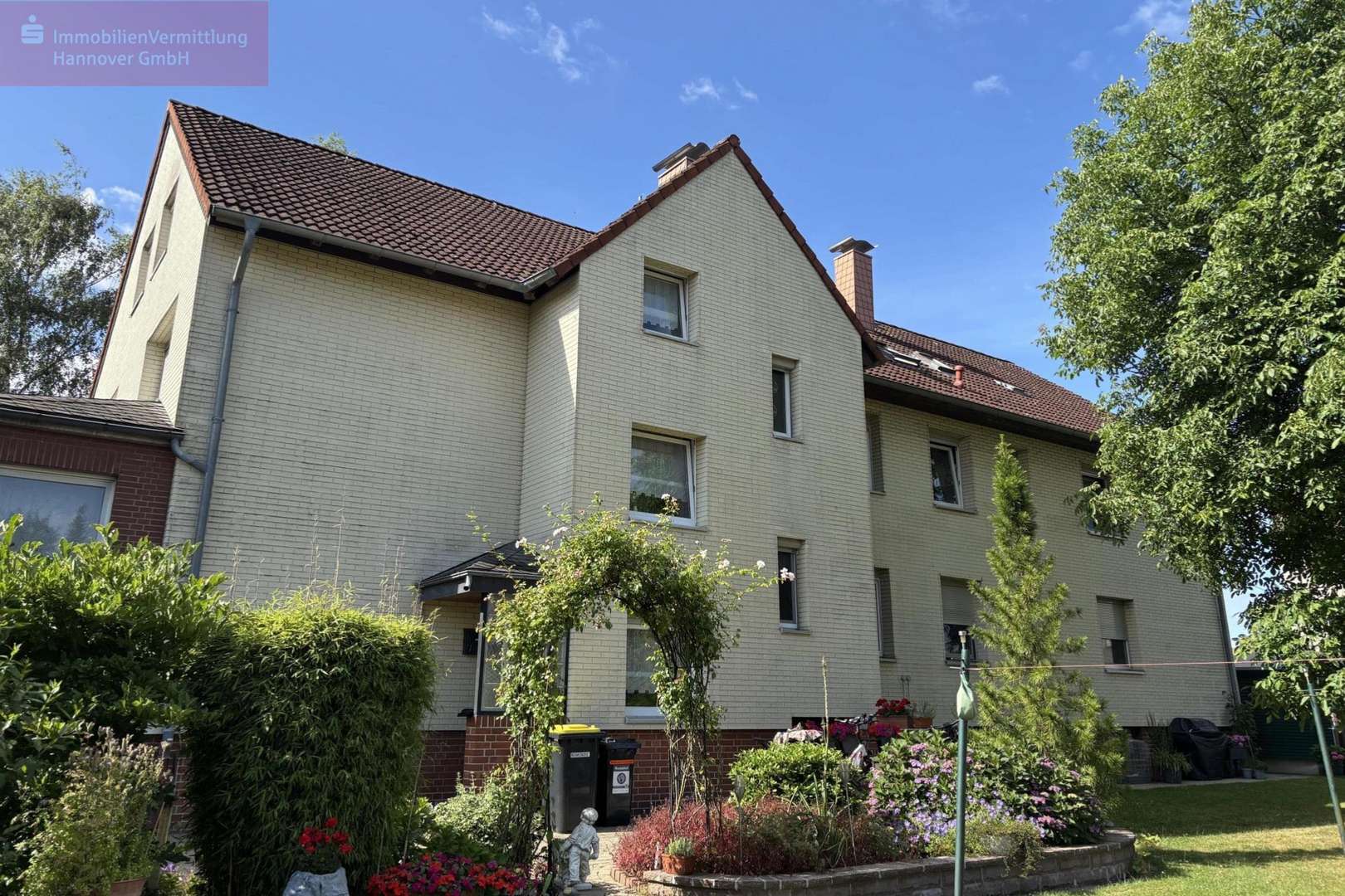 Rückseite Rückseite - Mehrfamilienhaus in 30827 Garbsen mit 423m² kaufen