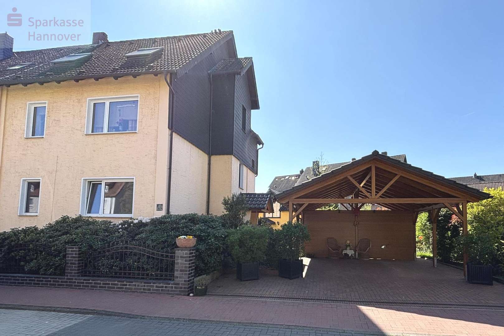 Außenansicht - Doppelhaushälfte in 30952 Ronnenberg mit 178m² kaufen