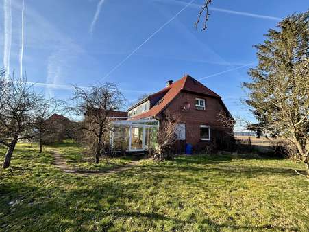 Hausansicht - Mehrfamilienhaus in 30900 Wedemark mit 292m² kaufen