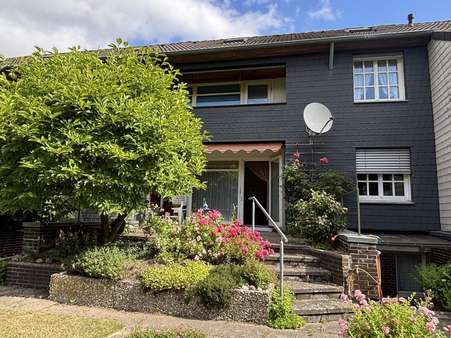 Terrasse Terrasse - Reihenmittelhaus in 31275 Lehrte mit 120m² kaufen