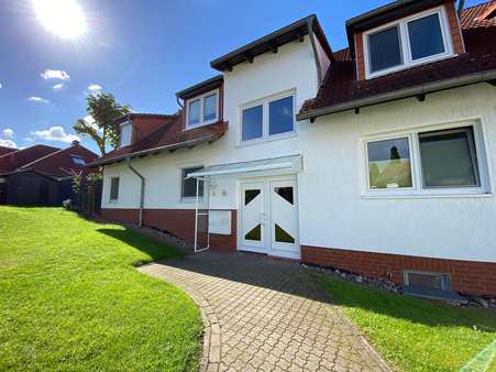 Hauseingang - Dachgeschosswohnung in 31157 Sarstedt mit 73m² kaufen