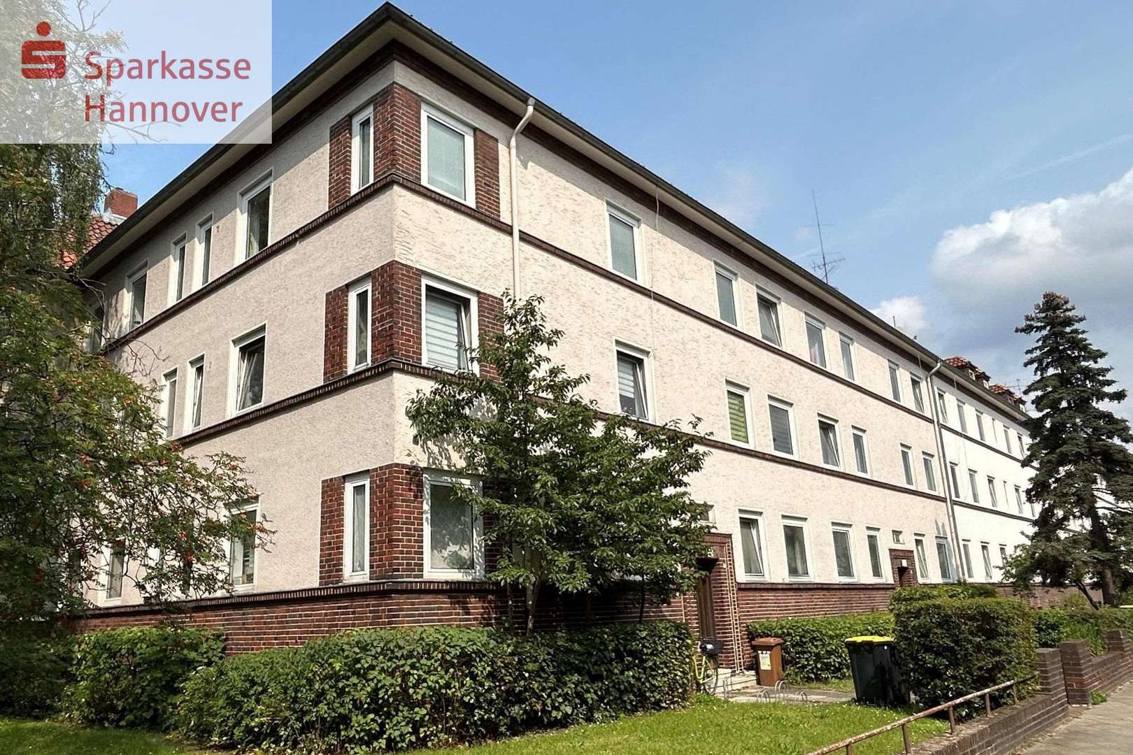 Vorderansicht - Mehrfamilienhaus in 30625 Hannover mit 874m² kaufen