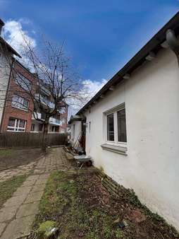Hinterhaus - Mehrfamilienhaus in 30419 Hannover mit 590m² kaufen