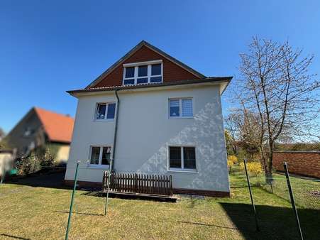 Rückwärtige Ansicht - Mehrfamilienhaus in 30900 Wedemark mit 492m² kaufen