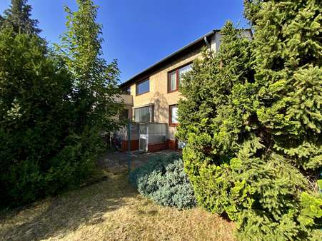 C Blick aus dem Garten - Doppelhaushälfte in 30629 Hannover mit 176m² kaufen