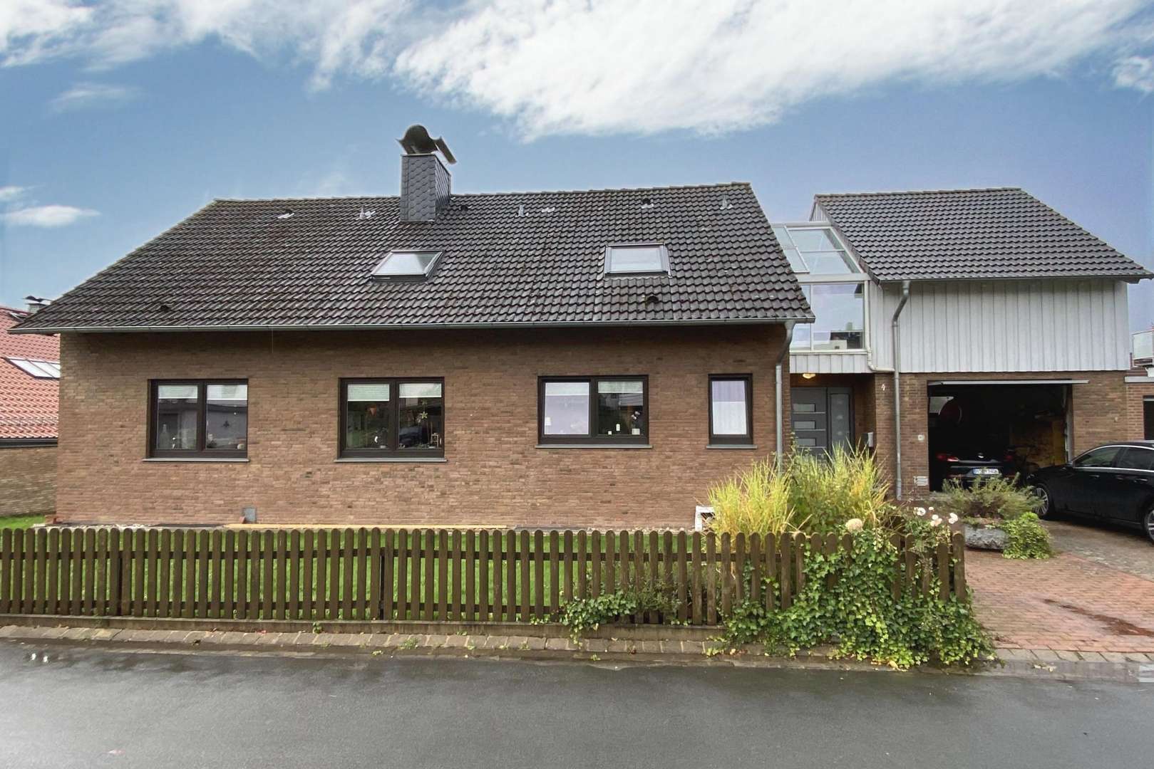 Außenansicht - Einfamilienhaus in 30974 Wennigsen mit 228m² kaufen