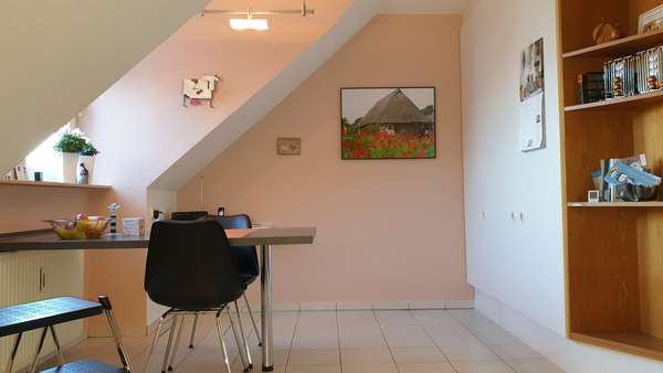 Essecke in der Küche - Dachgeschosswohnung in 30890 Barsinghausen mit 94m² kaufen