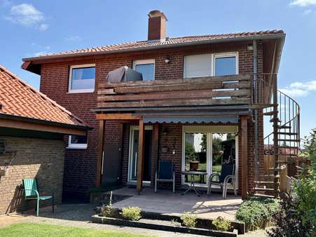 Terrasse Terrasse - Zweifamilienhaus in 30890 Barsinghausen mit 224m² kaufen