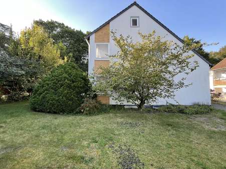 Ansicht von der Straße - Einfamilienhaus in 30890 Barsinghausen mit 130m² kaufen