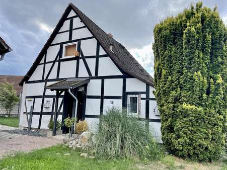 Wohnhaus - Sonstige in 30890 Barsinghausen mit 86m² kaufen