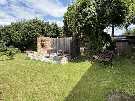 Terrasse - Zweifamilienhaus in 30890 Barsinghausen mit 180m² kaufen