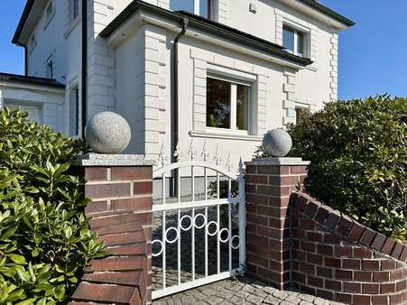 Zugang / Hauseingangsbereich - Stadthaus in 29683 Bad Fallingbostel mit 251m² kaufen