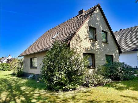 Ansicht von der Straße - Einfamilienhaus in 29699 Walsrode mit 118m² kaufen