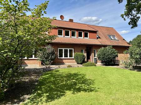 Hausansicht - Einfamilienhaus in 29664 Walsrode mit 274m² kaufen