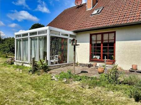 Terrassenbereich mit Wintergarten Terrassenbereich mit Wintergarten - Einfamilienhaus in 29664 Walsrode mit 147m² kaufen
