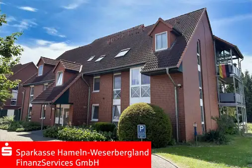 Attraktive 2 Zimmer-Dachgeschosswohnung mit Balkon im Herzen von Emmerthal