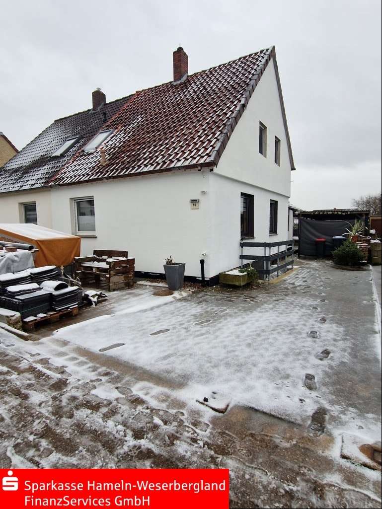 Außenansicht Außenansicht - Doppelhaushälfte in 31787 Hameln mit 97m² kaufen