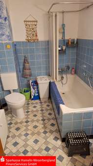 Bad mit Wanne Bad mit Wanne - Doppelhaushälfte in 31787 Hameln mit 97m² kaufen