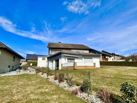 Außenansicht - Einfamilienhaus in 32676 Lügde mit 224m² kaufen