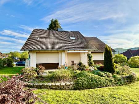 Außenansicht - Zweifamilienhaus in 31812 Bad Pyrmont mit 181m² kaufen