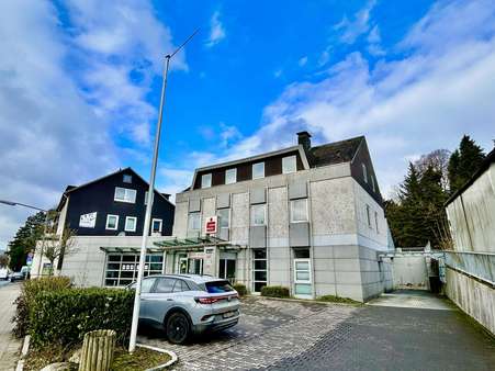 Außenansicht - Mehrfamilienhaus in 31812 Bad Pyrmont mit 101m² kaufen