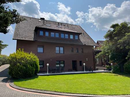Zweifamilienhaus in 31749 Auetal mit 320m² kaufen