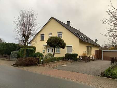 null - Etagenwohnung in 31707 Heeßen mit 102m² günstig kaufen