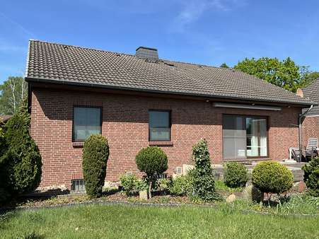 Gartenansicht Gartenansicht - Bungalow in 31547 Rehburg-Loccum mit 103m² kaufen