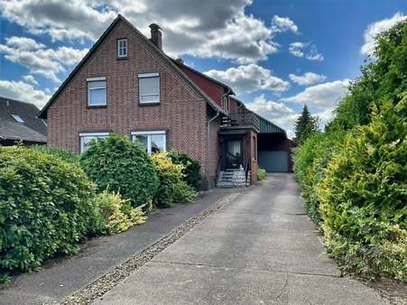 Straßenansicht - Einfamilienhaus in 31633 Leese mit 180m² kaufen