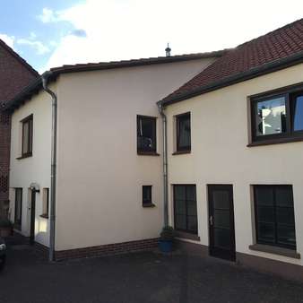 Ansicht Nebengebäude - Einfamilienhaus in 31582 Nienburg mit 262m² günstig kaufen